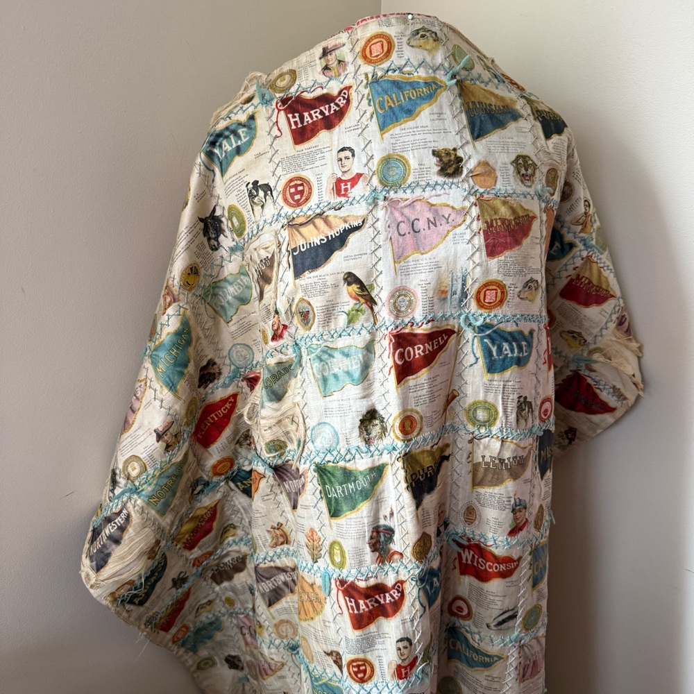 1920s Quilt‎ Made from 1900s Silk Cigarette Slips - Picture 2 of 16